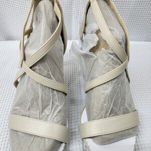 LifeStride Women's Masquerade Strappy Sandal, Tan, Size 7.5 Brand New